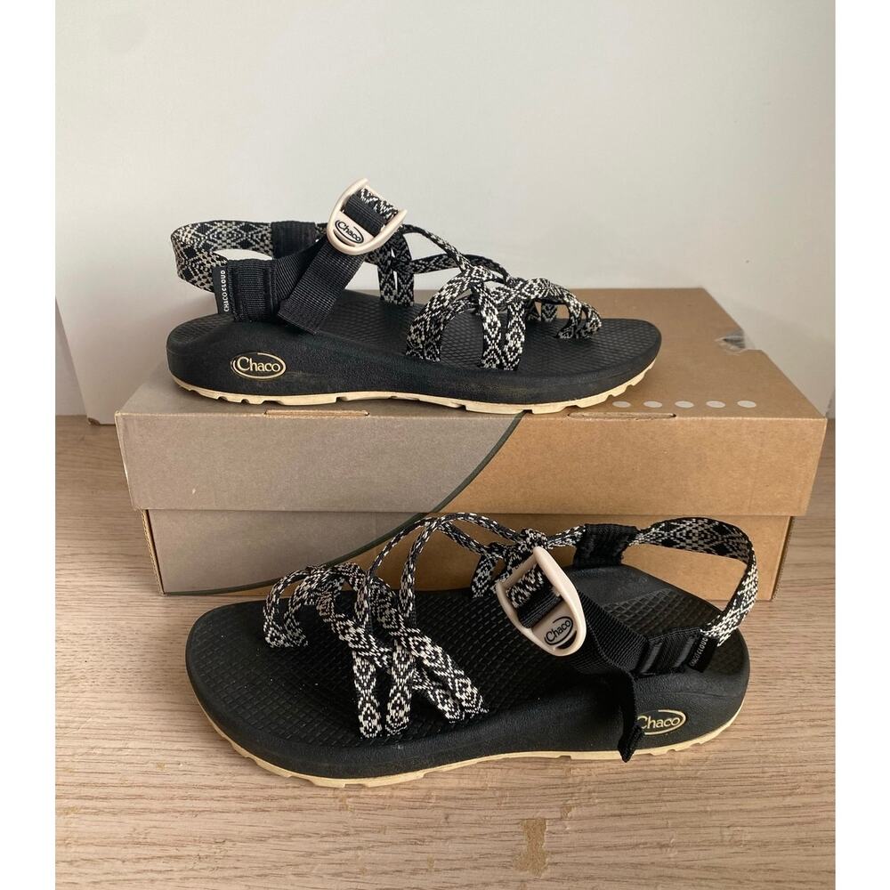 Chaco Classic Women Strappy Sandal- W 8 - Picture 3 of 12